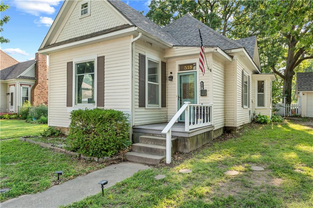 Photo of 518 S Ash Street Nevada MO 64772