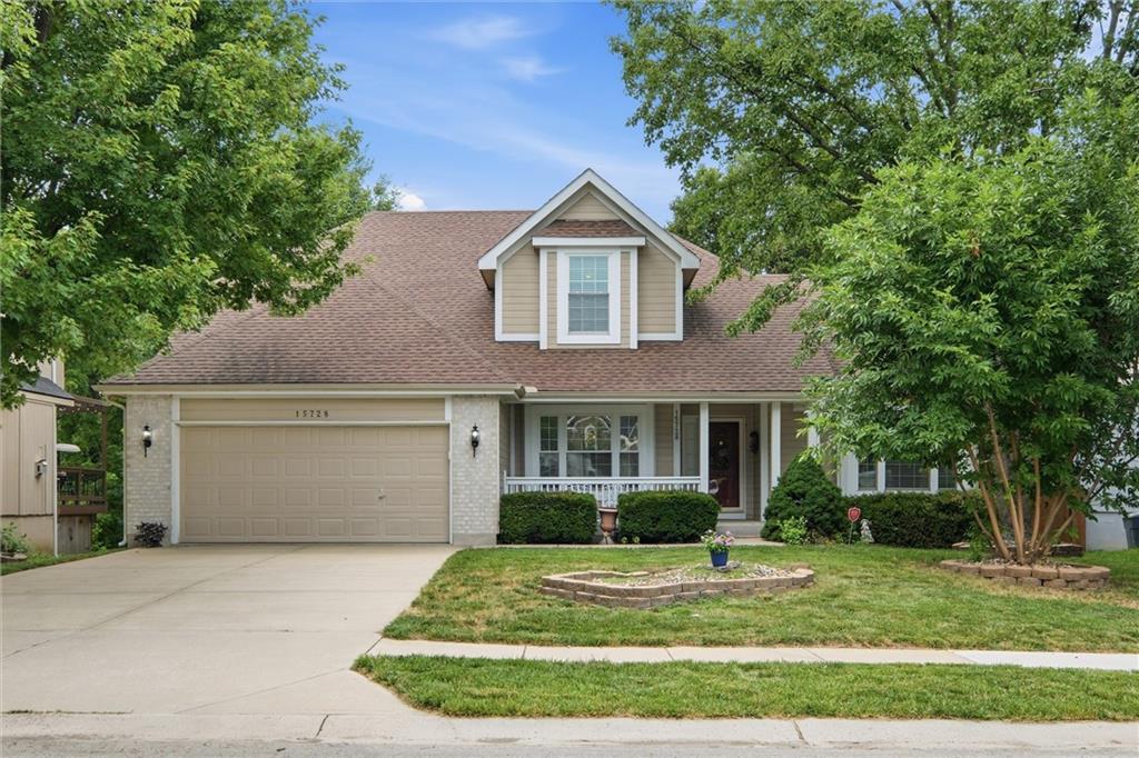 Photo of 15728 S Madison Drive Olathe KS 66062