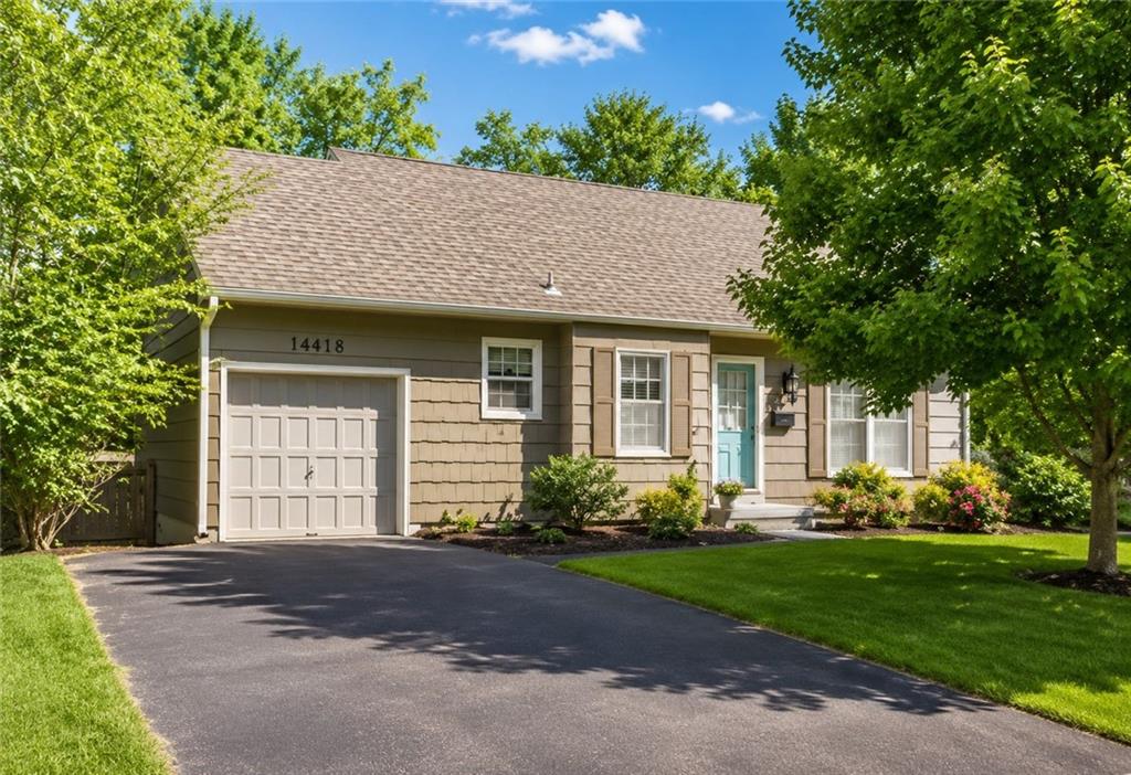 Photo of 5416 W 51 Street Roeland Park KS 66205
