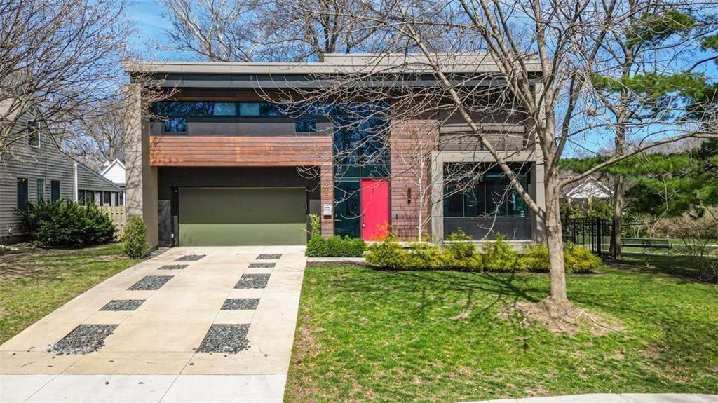Photo of 3906 W 69th Street Prairie Village KS 66208