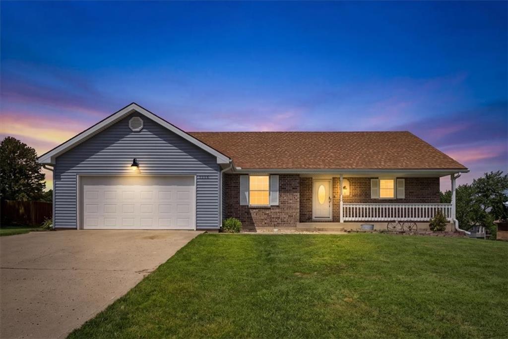 Photo of 1006 N King Avenue Harrisonville MO 64701