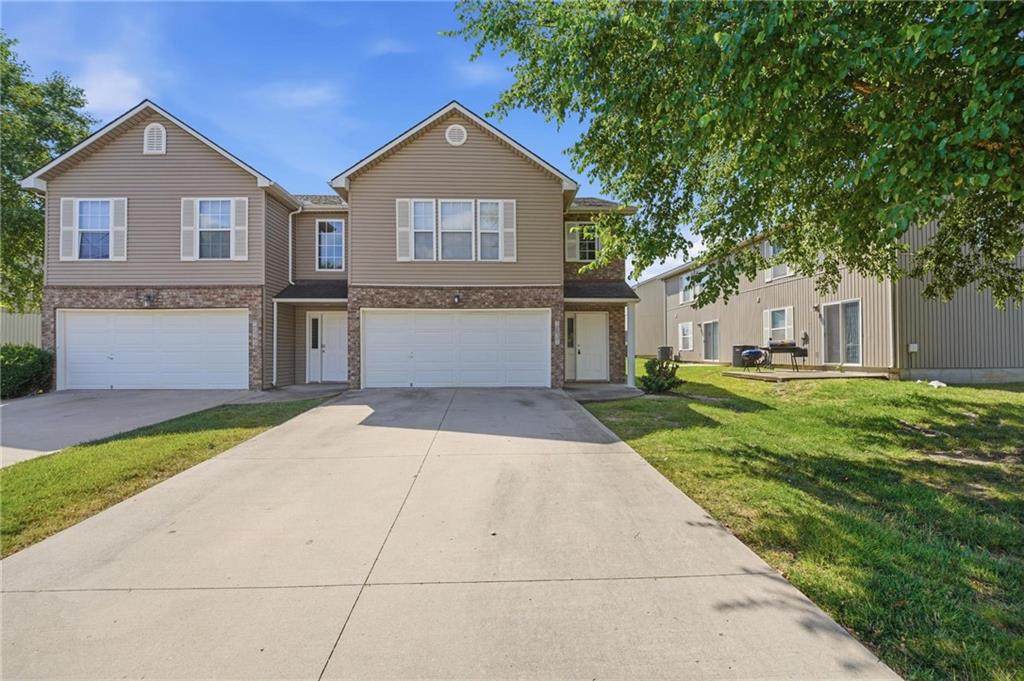 Photo of 1631 Garrett Drive Blue Springs MO 64015