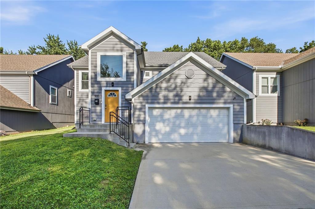 Photo of 9110 Grand Avenue Kansas City MO 64114