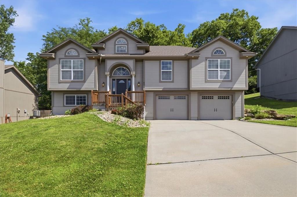 Photo of 414 Fairway Road Belton MO 64012