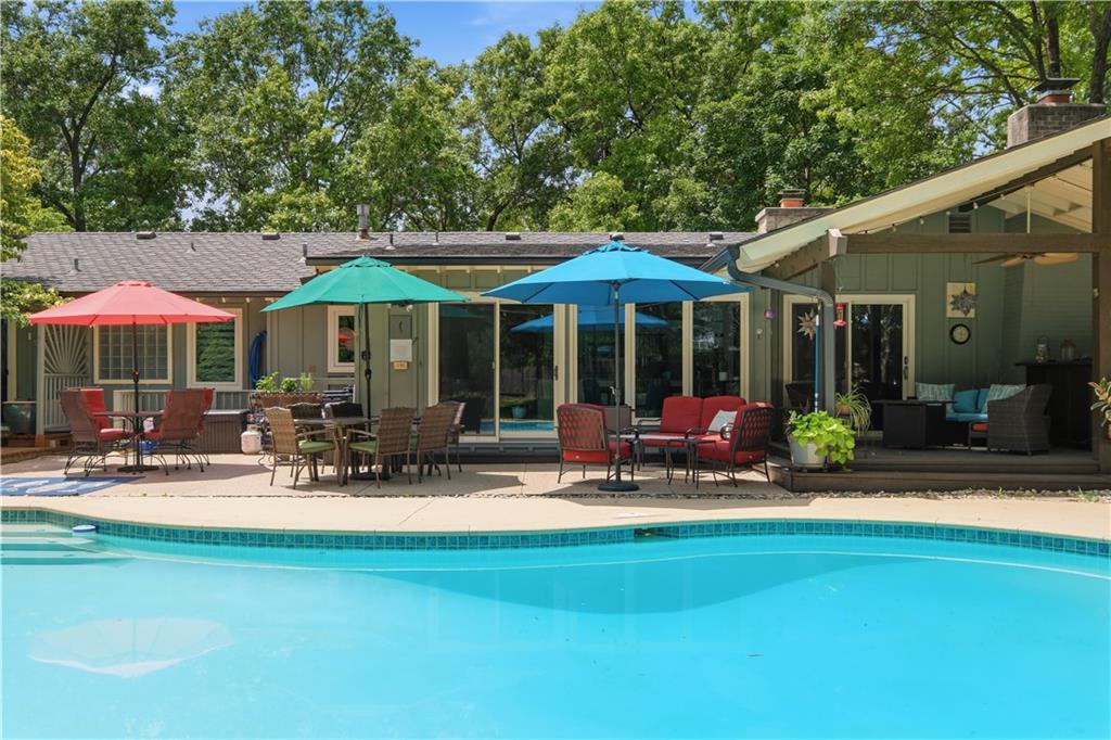 Photo of 5204 W 83RD Terrace Prairie Village KS 66207