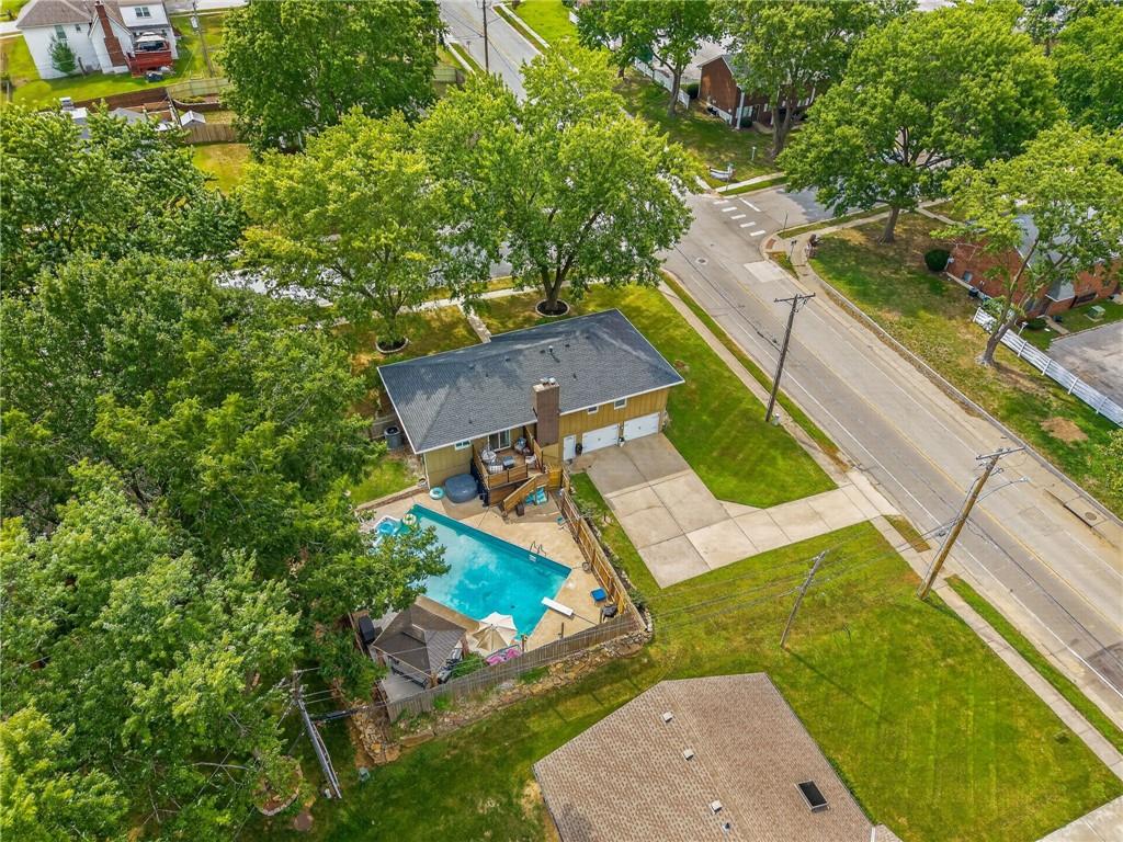 Photo of 7511 N BROOKLYN Avenue Gladstone MO 64118