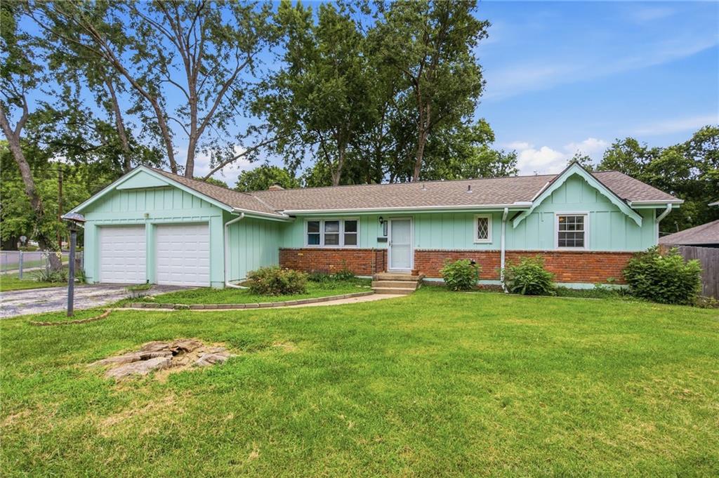 Photo of 9307 Craig Drive Overland Park KS 66212