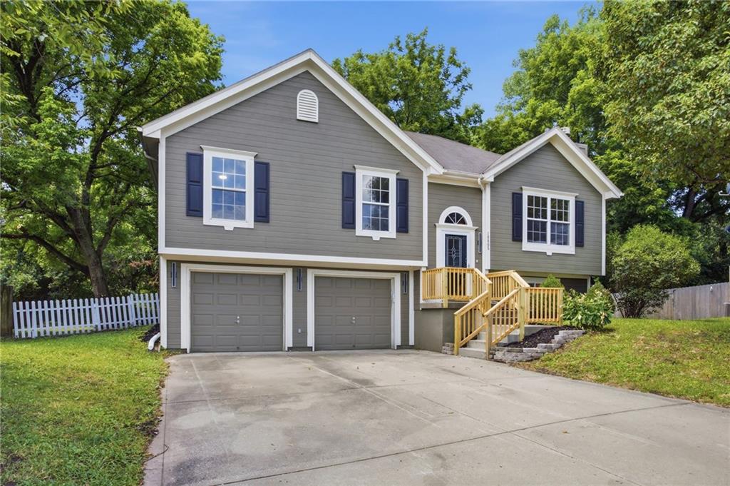 Photo of 18805 E 12th Street Court Independence MO 64057