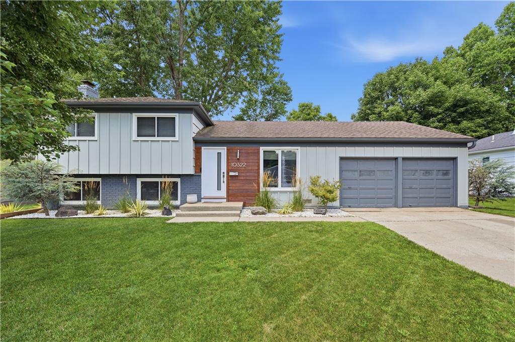 Photo of 10322 Outlook Drive Overland Park KS 66207