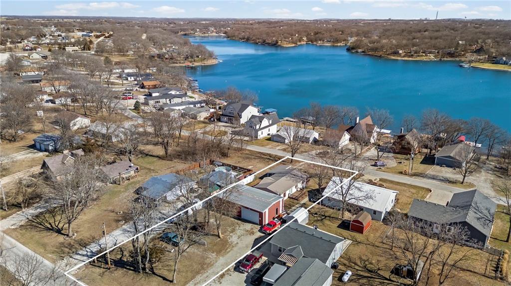 Photo of 89 Lakeview Lane Linn Valley KS 66040