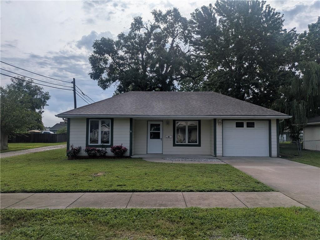 Photo of 306 S 4th Street Odessa MO 64076