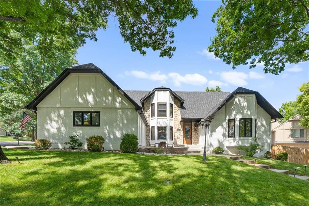 Photo of 8230 W 99th Street Overland Park KS 66212