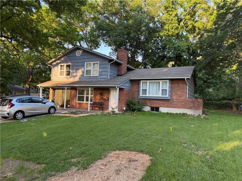 Photo of 10001 Cambridge Avenue Kansas City MO 64134