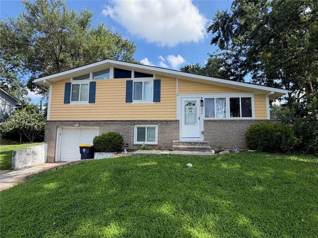 Photo of 7006 NW 77th Street Kansas City MO 64152