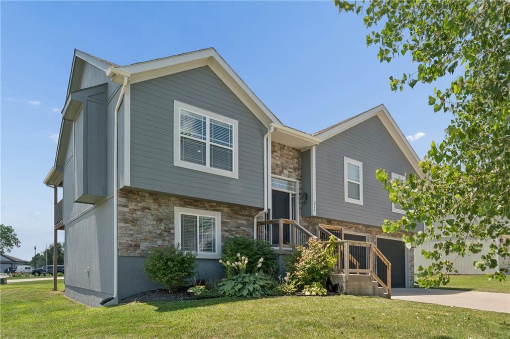 Photo of 311 Fairview Circle Platte City MO 64079