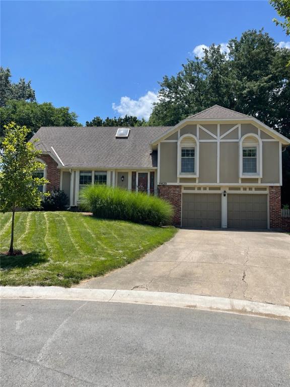 Photo of 11620 Grant Drive Overland Park KS 66210