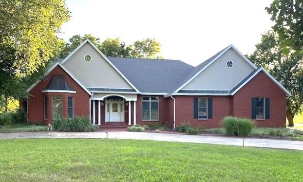 Photo of 2 Timbercreek Road Girard KS 66743