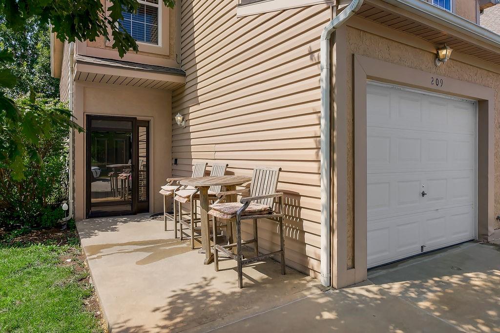 Photo of 209 N 6th Terrace Louisburg KS 66053