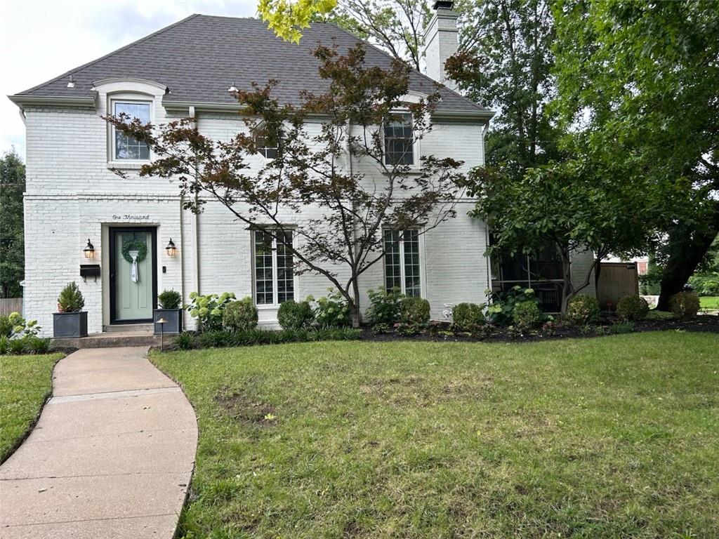 Photo of 1000 W Gregory Boulevard Kansas City MO 64114
