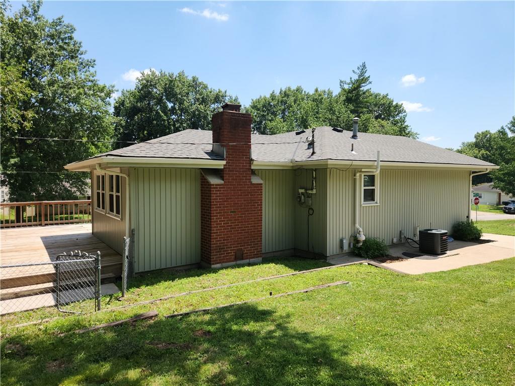 Photo of 3219 S Vest Avenue Independence MO 64055