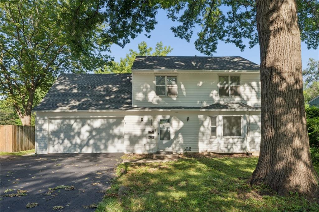 Photo of 8110 Walnut Street Kansas City MO 64114