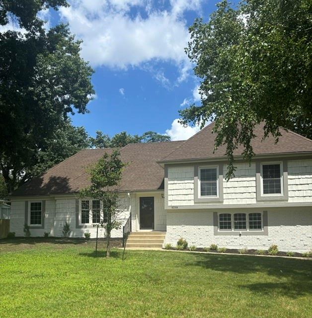 Photo of 9209 Roe Avenue Prairie Village KS 66207