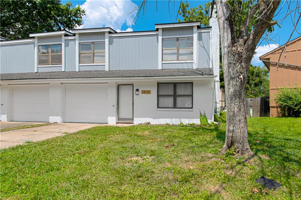 Photo of 14115 Merrywood Circle Grandview MO 64030