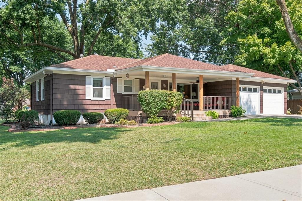 Photo of 805 S Brentwood Street Olathe KS 66061