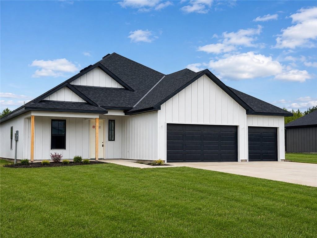 Photo of 322 NE 51st Road Warrensburg MO 64093
