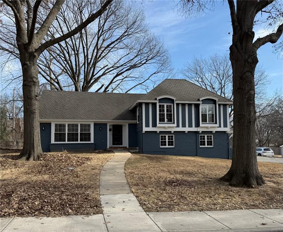Photo of 8117 Granada Road Prairie Village KS 66208
