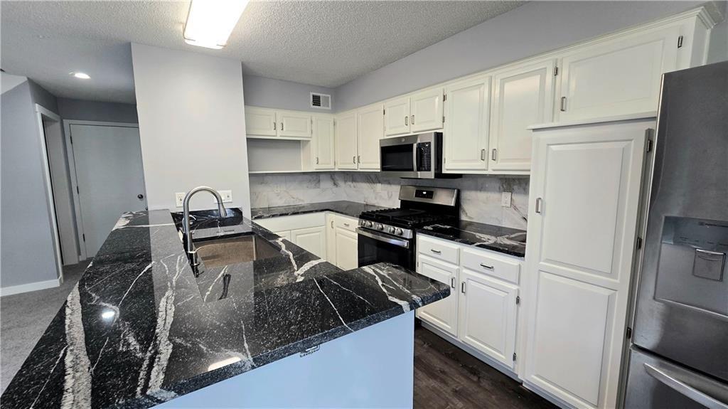 Photo of 15416 Floyd Street Overland Park KS 66223