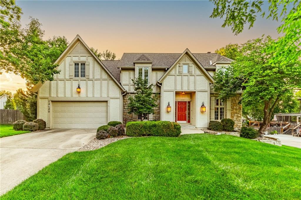 Photo of 12120 Goddard Street Overland Park KS 66213