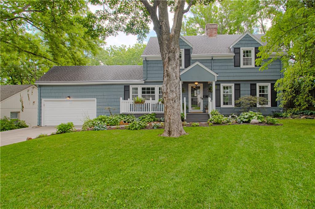 Photo of 8751 Sleepy Hollow Road Kansas City MO 64114