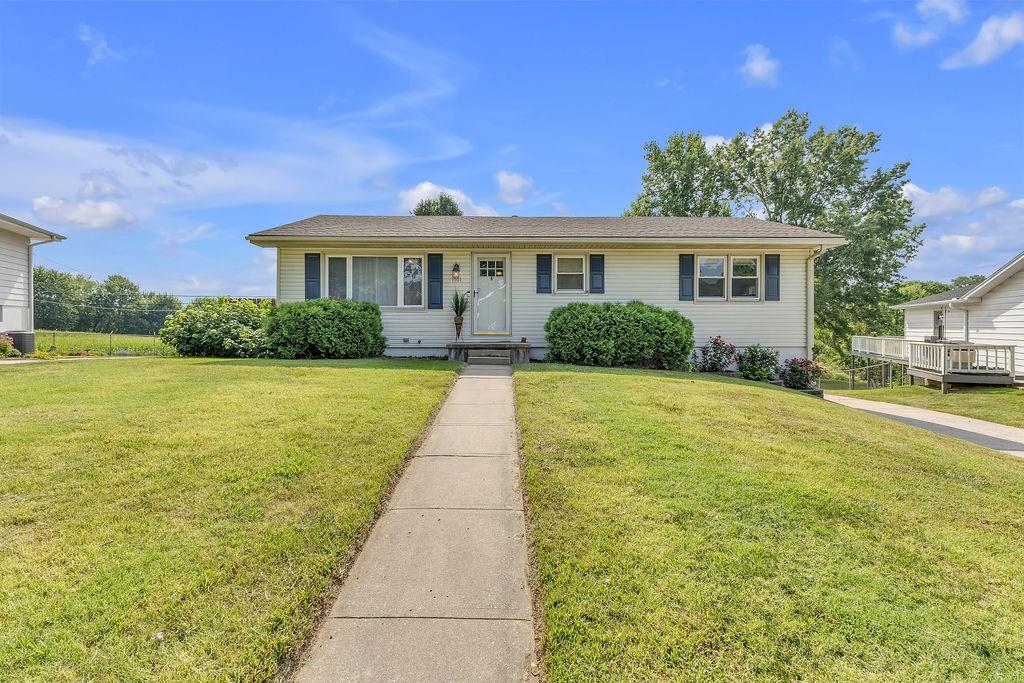 Photo of 1501 Lion Road St Joseph MO 64506