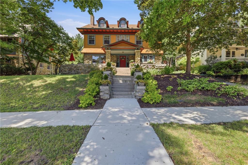 Photo of 3632 Campbell Street Kansas City MO 64109