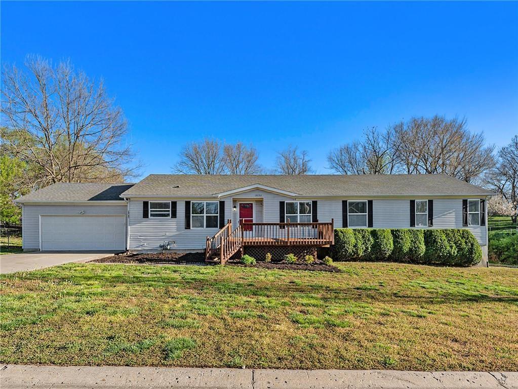 Photo of 13732 Lawrence Avenue Bonner Springs KS 66012