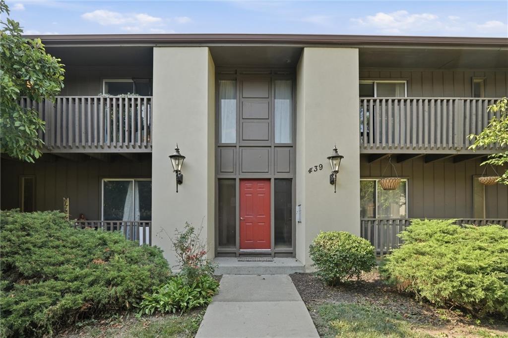 Photo of 439 W 104th Street #D Kansas City MO 64114