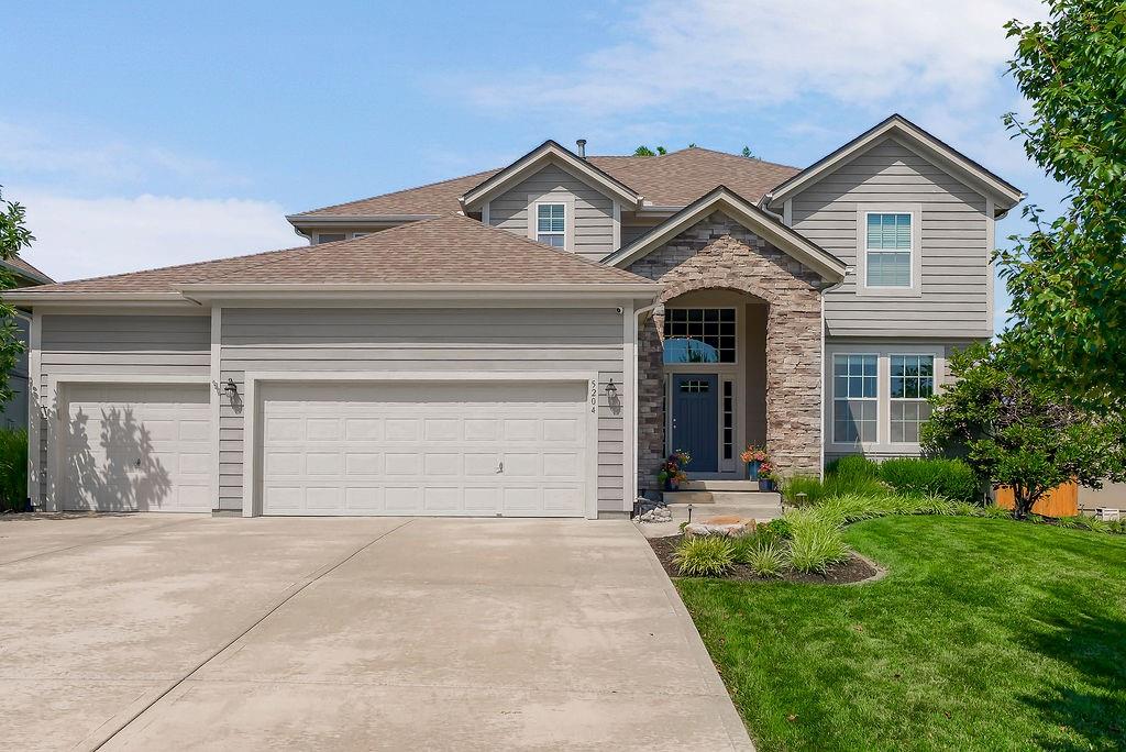 Photo of 5204 W Meadow View Drive Shawnee KS 66226