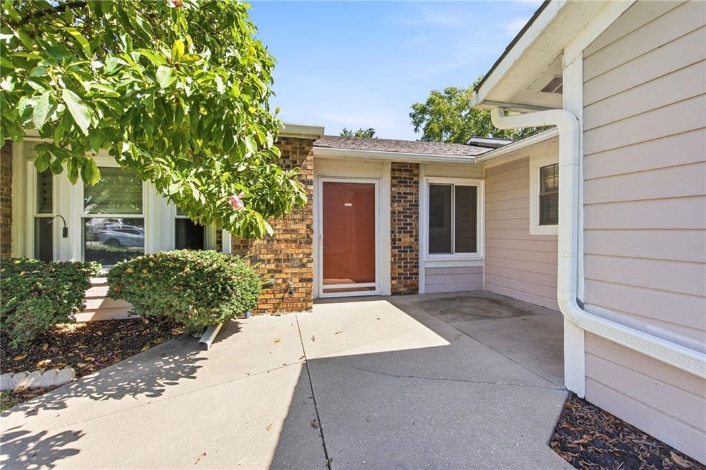 Photo of 1314 W Jenkins Boulevard Raymore MO 64083