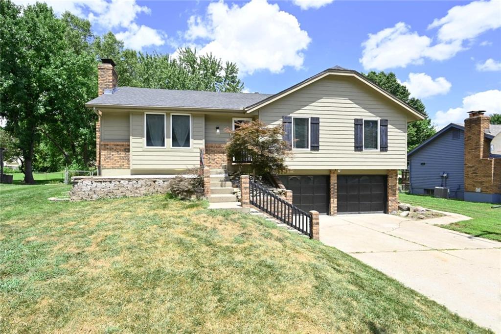Photo of 7320 NW 78th Street Kansas City MO 64152