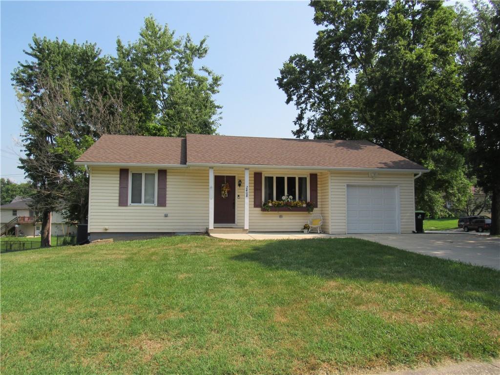 Photo of 2408 Ridgewood Road Harrisonville MO 64701