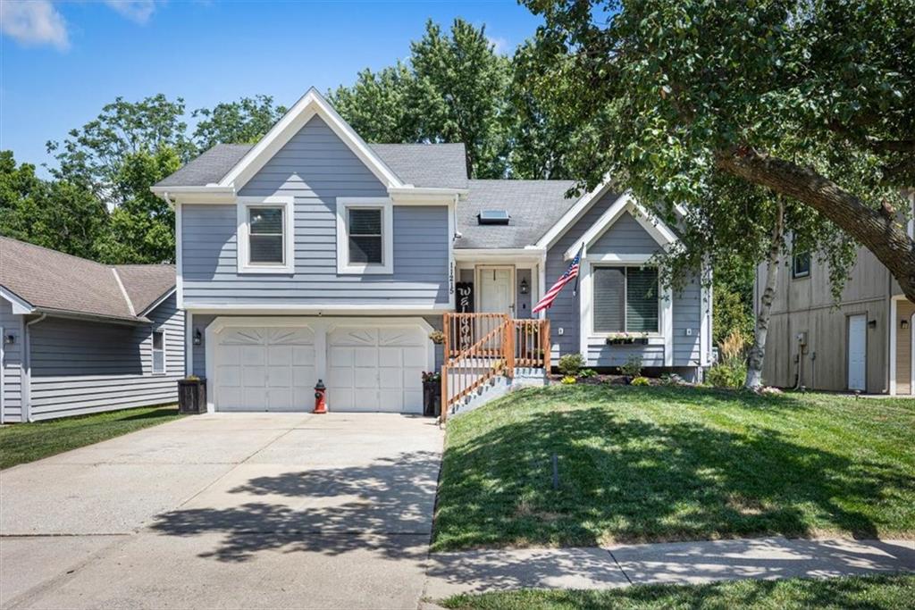 Photo of 11215 N Donnelly Avenue Kansas City MO 64157
