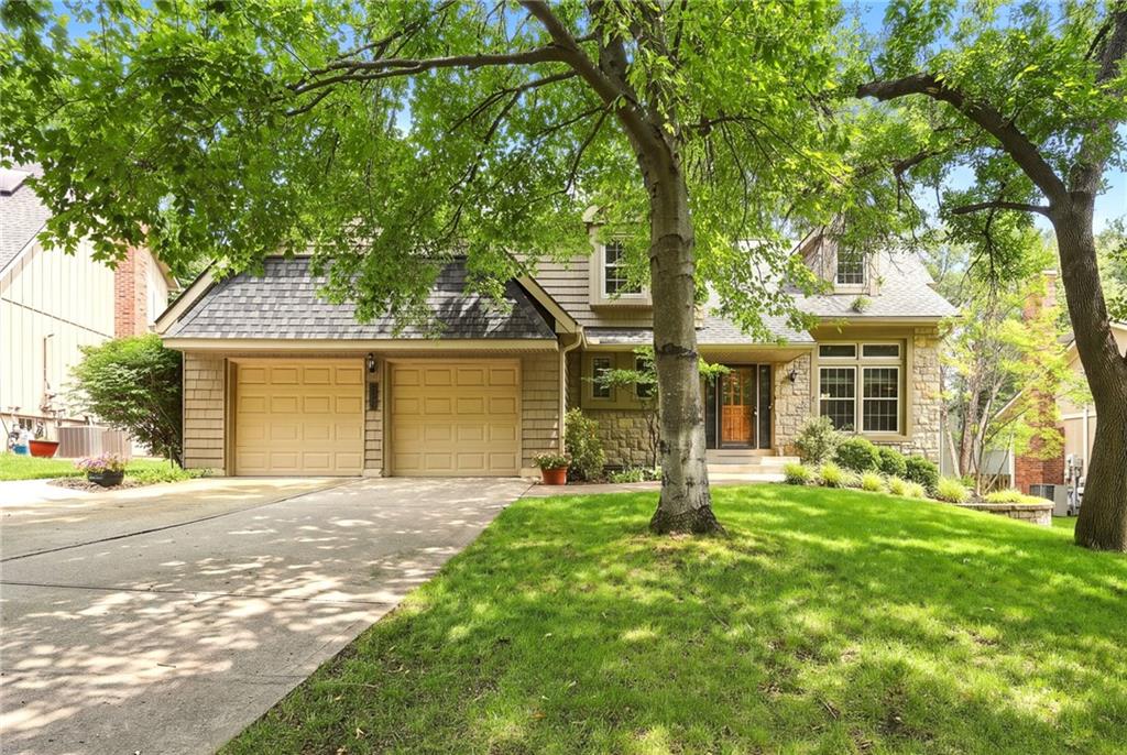 Photo of 8209 Acuff Lane Lenexa KS 66215