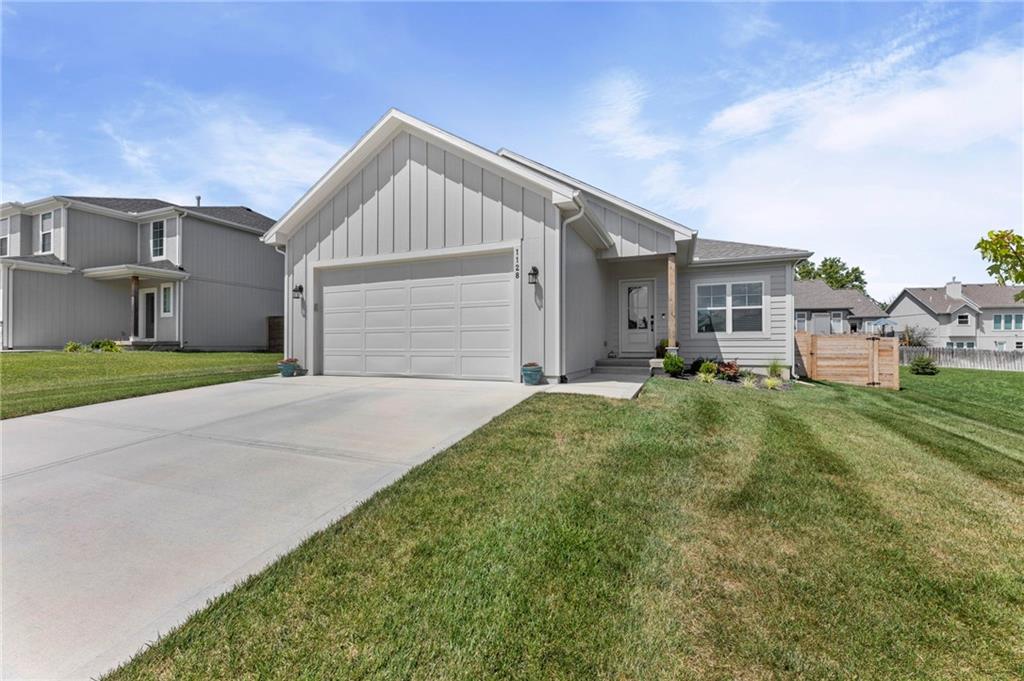 Photo of 1128 S 12th Terrace Louisburg KS 66053