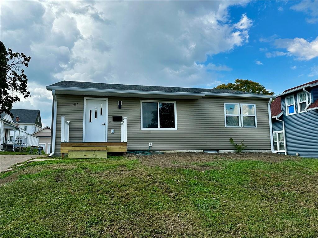 Photo of 419 E 3rd Street Maryville MO 64468