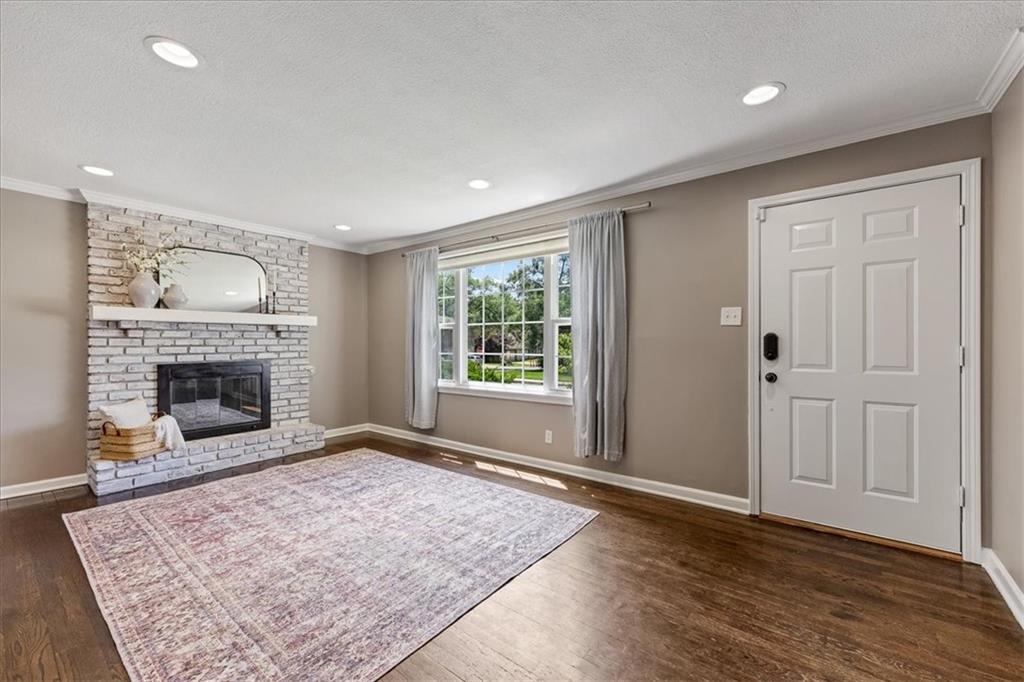 Photo of 5204 W 50th Terrace Roeland Park KS 66205