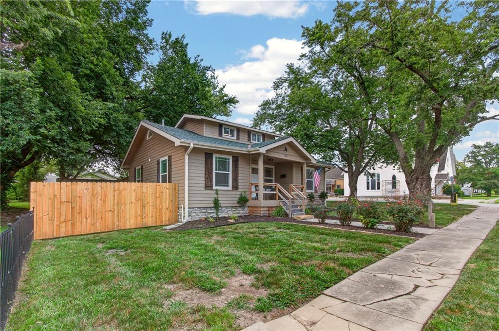 Photo of 300 W Pine Street Butler MO 64730