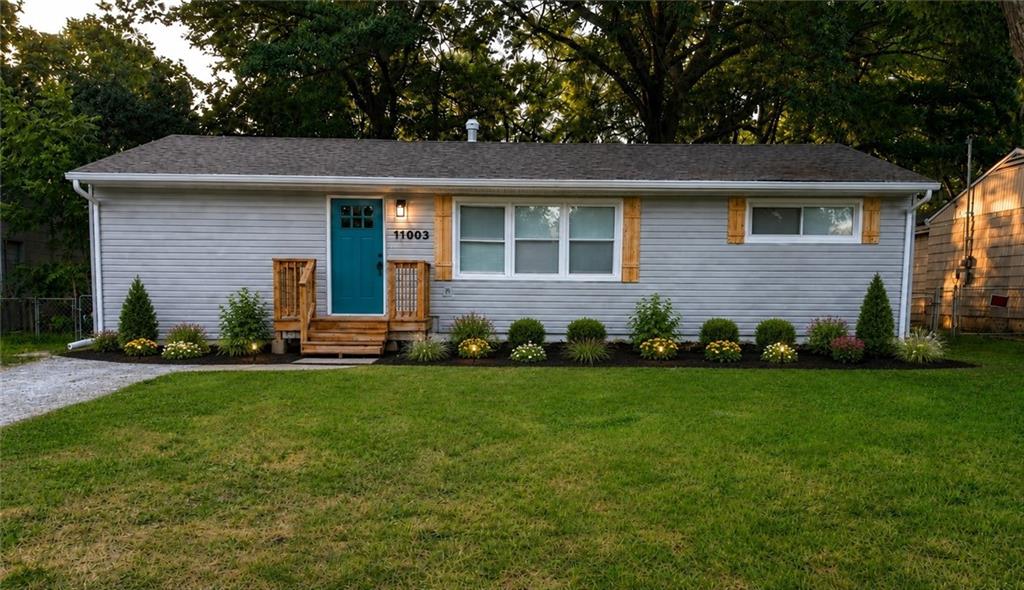 Photo of 11003 Cambridge Avenue Kansas City MO 64134