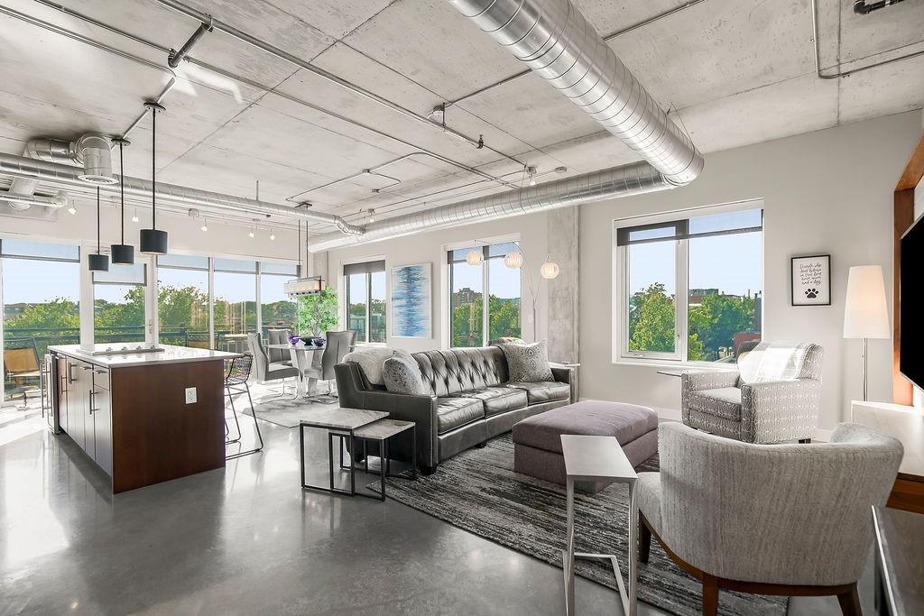 Photo of 4141 PENNSYLVANIA Avenue #407 Kansas City MO 64111