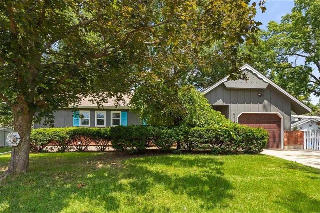 Photo of 16314 Crackerneck Road Independence MO 64055